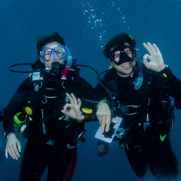 diving on PADI MSDT course